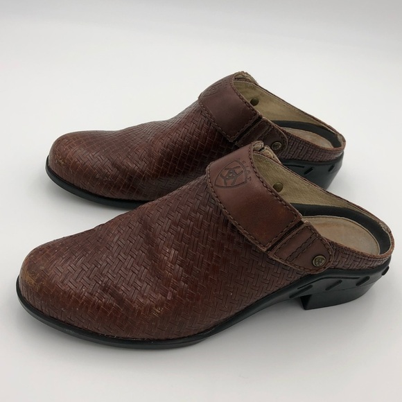 Ariat Woman’s Weave Mules - Picture 1 of 10